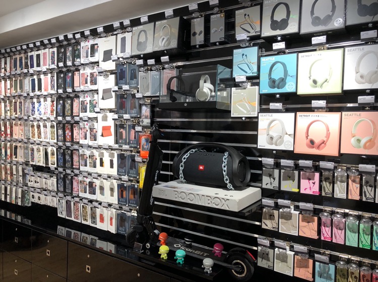 Boutique Accessoires & High-Tech